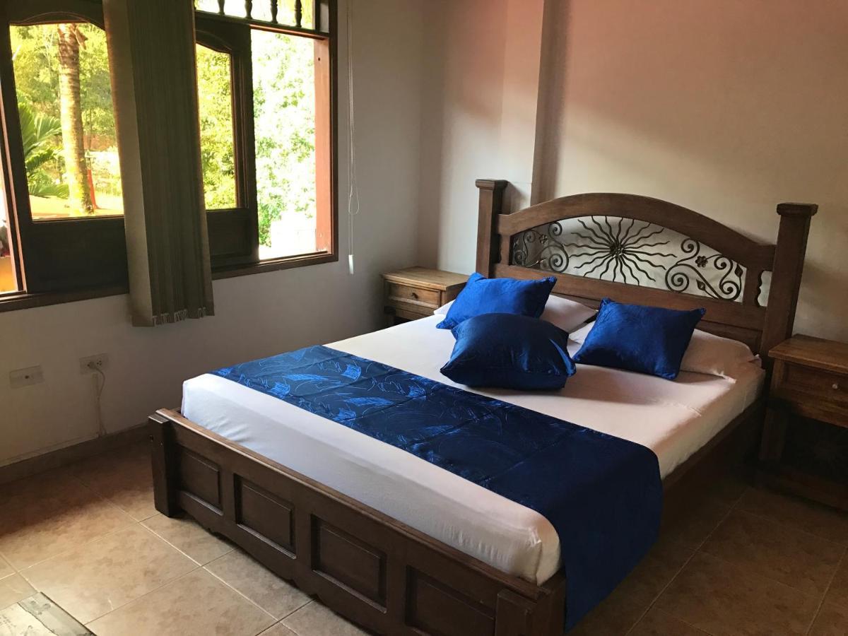 Hotel Casa Baquero El Cairo  Dış mekan fotoğraf