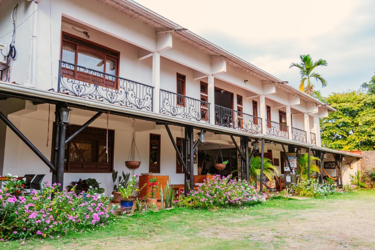 Hotel Casa Baquero El Cairo  Dış mekan fotoğraf